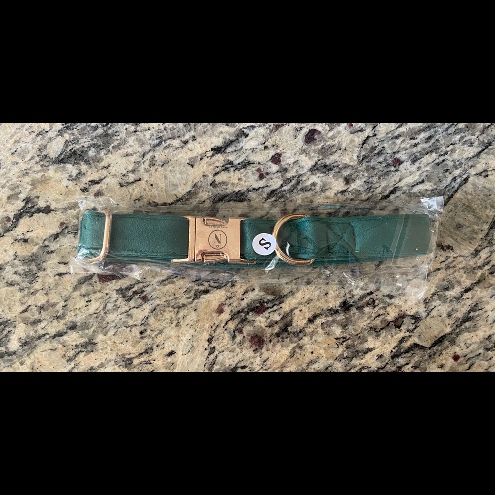NWT Velvet Dog Collar